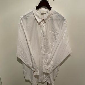 Oversized white shirt